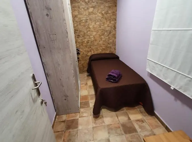 ゲストハウス Matarrana Fayón